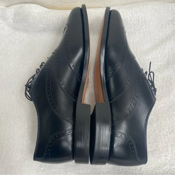 NEW Allen Edmonds Men's McClain Black Leather Wingtip Oxford Size 10.5E Made USA